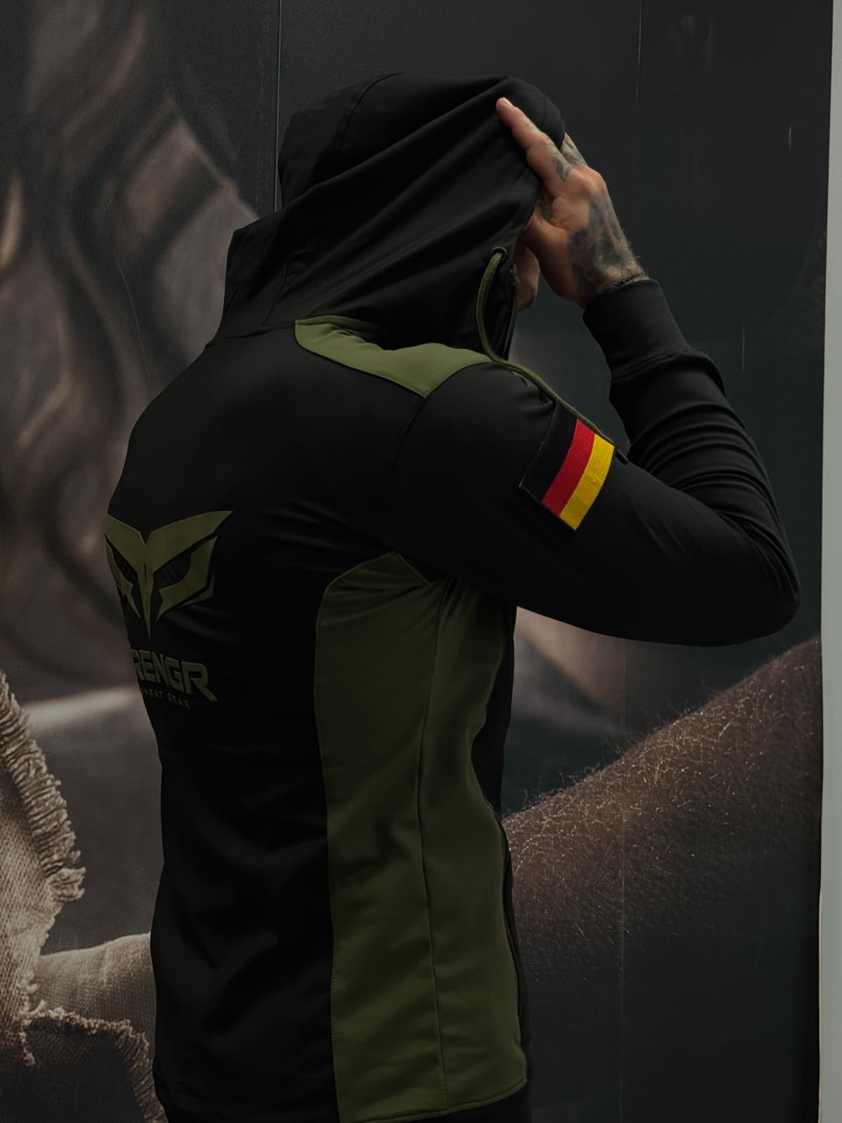 DRENGR Tracksuit Set – Black/Olive
